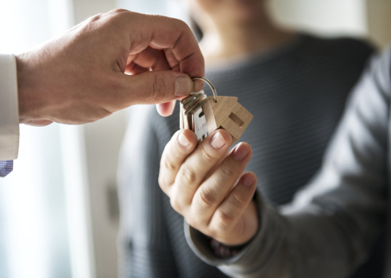 Holding keys